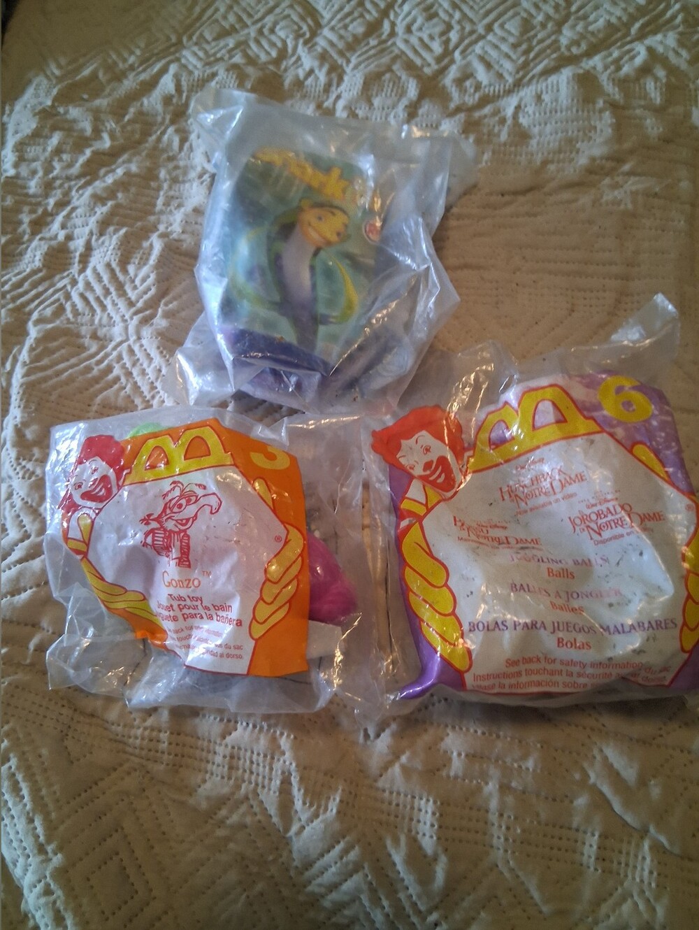 Three  McDonald's Disney Happy Meal Toys Sharks Tale, Notre Dame,  And Tub Toy